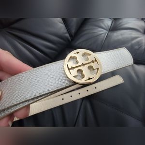 Tory burch reversible belt in gold and silver